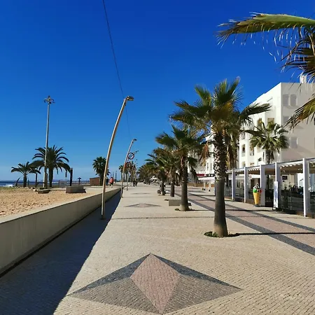 Apartamento Seaflower - Cosy, Family Friendly 50m From The *