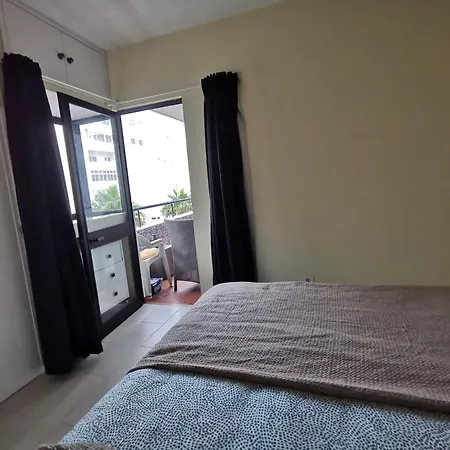 Seaflower - Cosy, Family Friendly 50m From The Apartment *